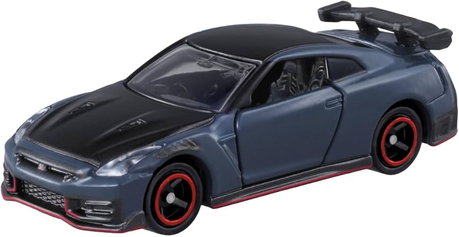 Nissan GT-R Nismo 1:64