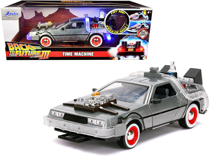 Back to the Future III DeLorean Time Machine con Luces 1:24
