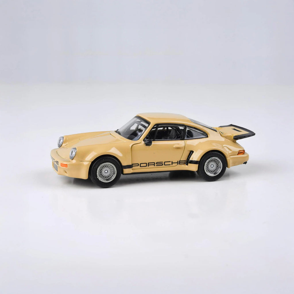 Porsche 911 Carrera RSR 3.0 1:64