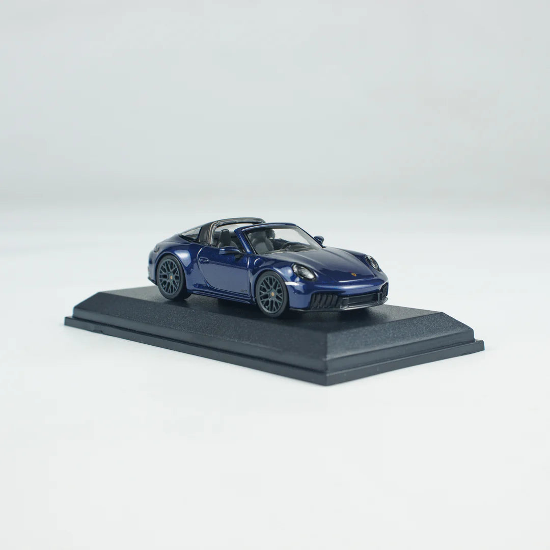 Porsche 911 GT3 (992.2) Gentian Blue Metallic 2025 1:64