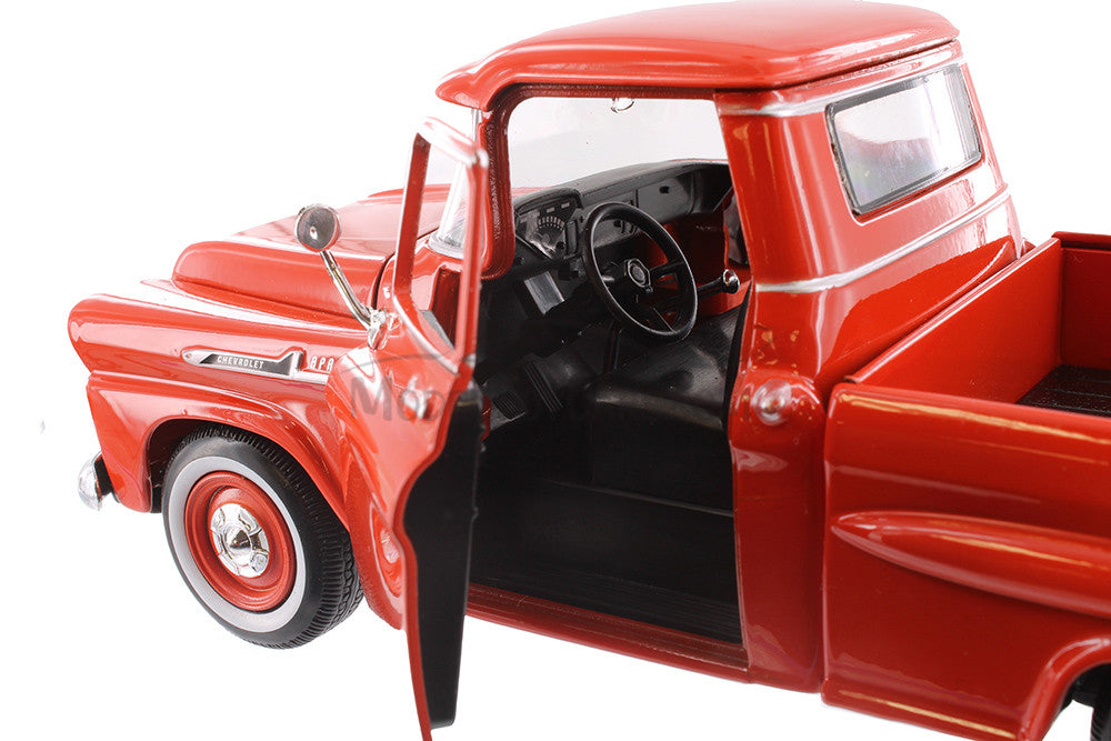 Chevrolet Apache Fleetside 1958 1:24