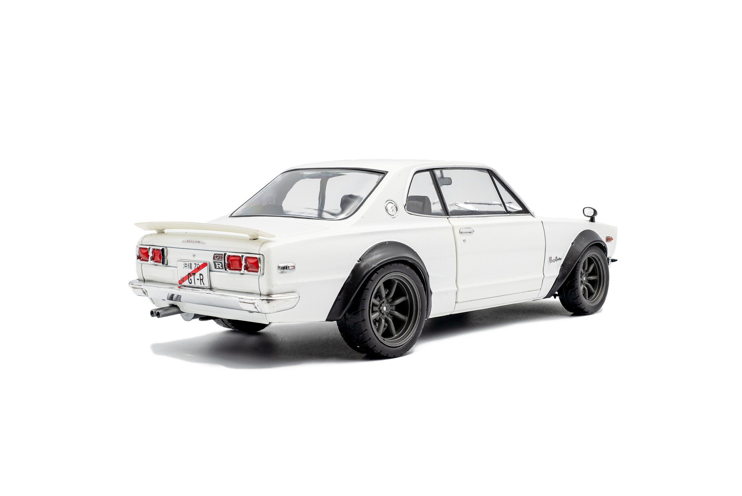 Nissan Skyline GT-R Hakosuka (C10) Blanco 1:18